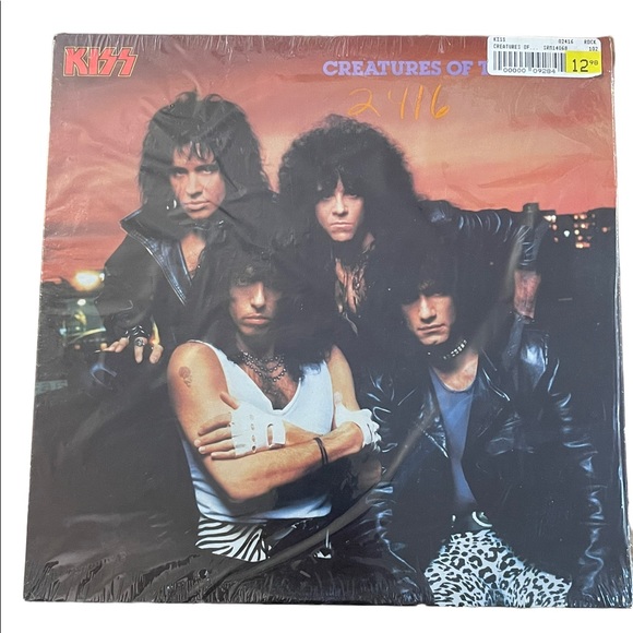 Kiss Creatures of the Night 1982 Polygram in plastic wrap record album LP RARE - Picture 2 of 5